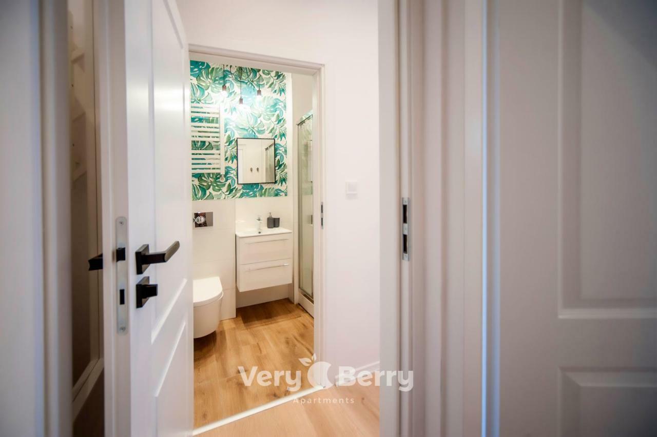 Very Berry - Glogowska 35A - Mtp Apartments - Self Check In 24H Poznań Exterior foto